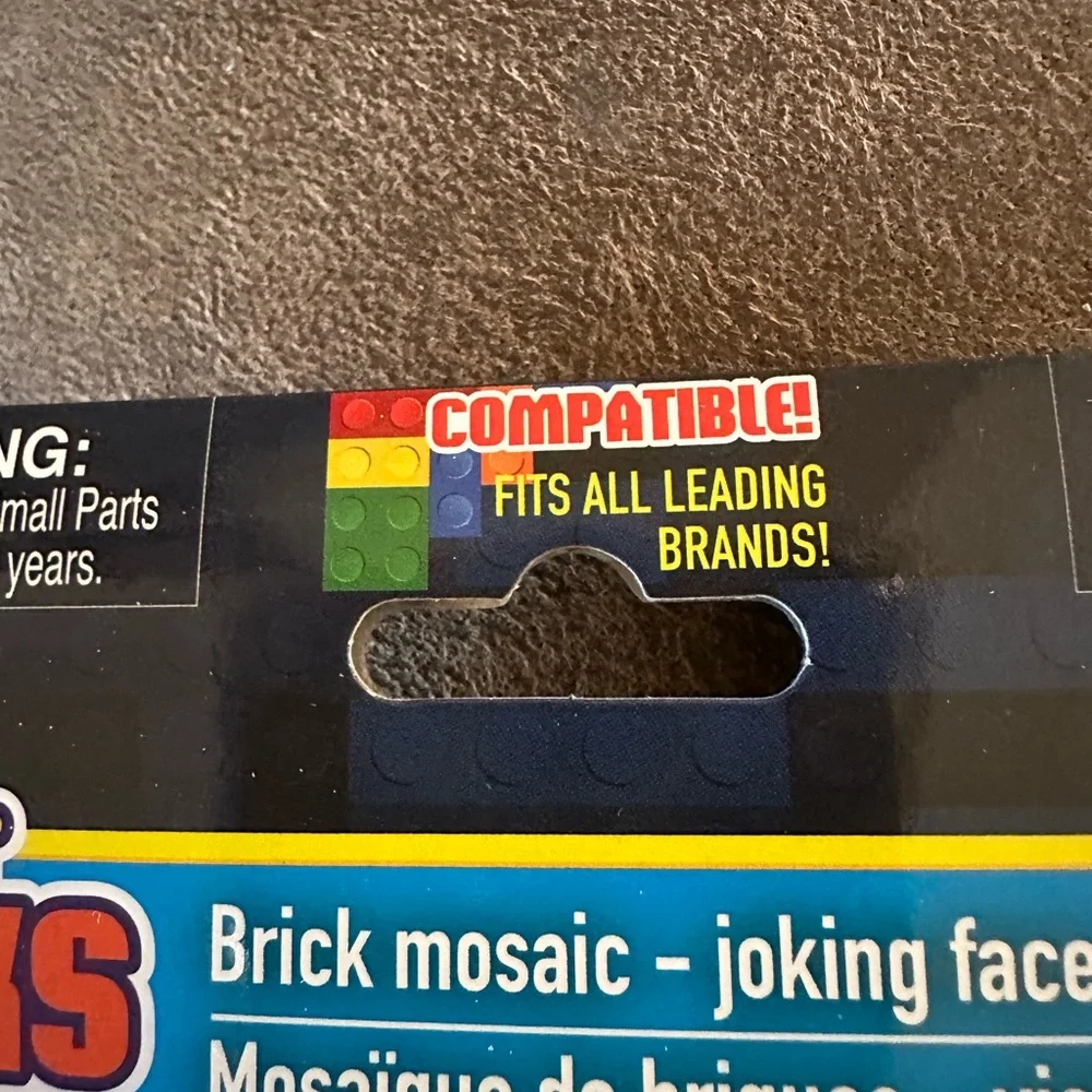 🌵 3/$15 Make-It Blocks Brick Mosaic 185 pc Joking Face (see description)